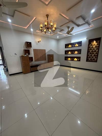 جی ۔ 13 اسلام آباد میں 3 کمروں کا 10 مرلہ زیریں پورشن 70.0 ہزار میں کرایہ پر دستیاب ہے۔