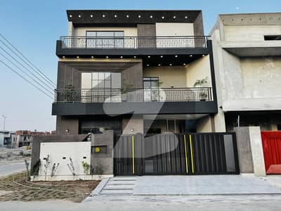 10 Marla Modern Designer Luxury House For Sale In Buch Villas Multan 10 Marla Modern Designer Luxury House For Sale In Buch Villas Multan