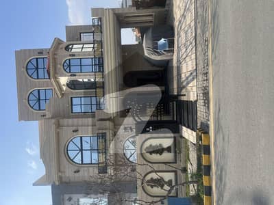 اتحاد ٹاؤن فیز 1 - بلاک سی اتحاد ٹاؤن فیز ١,اتحاد ٹاؤن,رائیونڈ روڈ,لاہور میں 7 کمروں کا 10 مرلہ مکان 6.0 کروڑ میں برائے فروخت۔