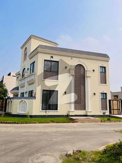 5 Marla House Available For Rent Prime Location in Bahria Nasheman