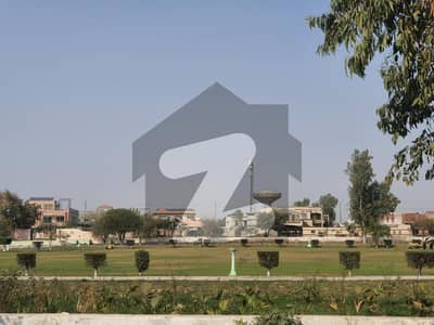 چنار باغ لاہور میں 1 کنال رہائشی پلاٹ 1.1 کروڑ میں برائے فروخت۔