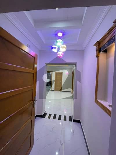 جی ۔ 11/4 جی ۔ 11,اسلام آباد میں 2 کمروں کا 4 مرلہ فلیٹ 95.0 ہزار میں کرایہ پر دستیاب ہے۔