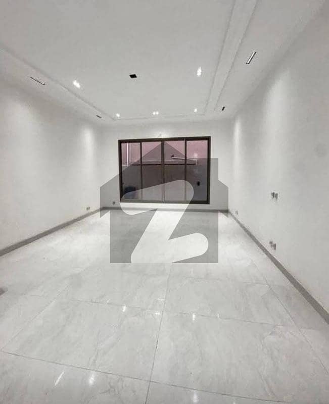 DEFENCE 300 YARDS BUNGALOW FOR RENT DEFENCE 300 YARDS BUNGALOW FOR RENT