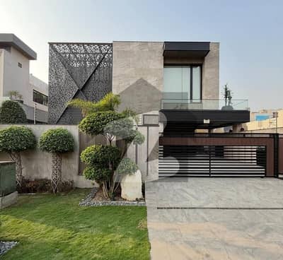 ٹاپ سٹی 1 اسلام آباد میں 7 کمروں کا 1 کنال مکان 7.5 کروڑ میں برائے فروخت۔