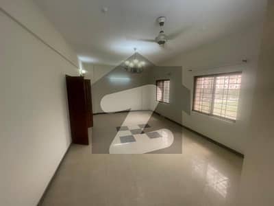 3 Bed Apartment Available For Rent With Basement Parking Open View 3 Bed Apartment Available For Rent With Basement Parking Open View