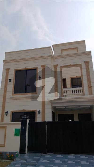 5 Marla Luxury House for Sale in Bahria Nasheman Ferozepur Road, Lahore