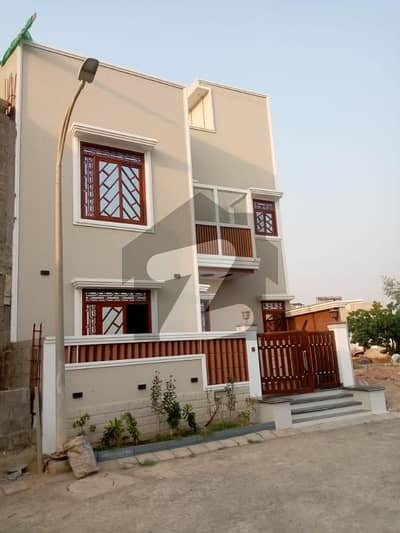 نیا ناظم آباد کراچی میں 3 کمروں کا 10 مرلہ بالائی پورشن 1.25 لاکھ میں کرایہ پر دستیاب ہے۔