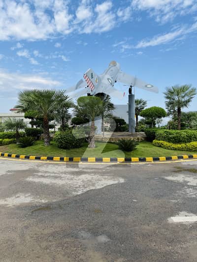 Plot For Sale Size (60*90)Park Face