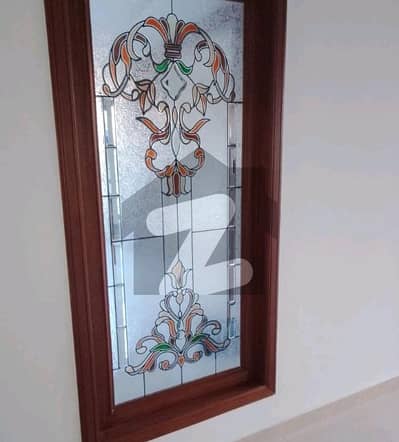 ڈی ۔ 12 اسلام آباد میں 8 کمروں کا 1 کنال مکان 5.8 لاکھ میں کرایہ پر دستیاب ہے۔