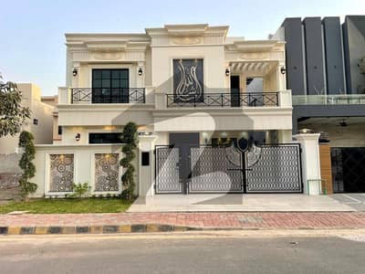 بحریہ ٹاؤن نرگس بلاک بحریہ ٹاؤن سیکٹر سی,بحریہ ٹاؤن,لاہور میں 5 کمروں کا 10 مرلہ مکان 2.8 کروڑ میں برائے فروخت۔ بحریہ ٹاؤن نرگس بلاک بحریہ ٹاؤن سیکٹر سی,بحریہ ٹاؤن,لاہور میں 5 کمروں کا 10 مرلہ مکان 2.8 کروڑ میں برائے فروخت۔