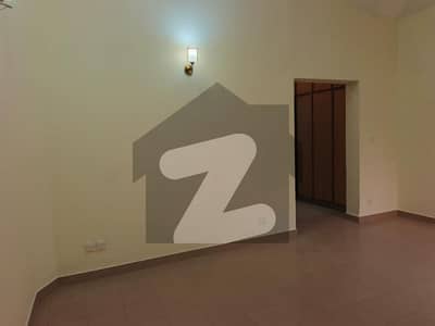 1 kanal uper portion available for rent in dha phase 4