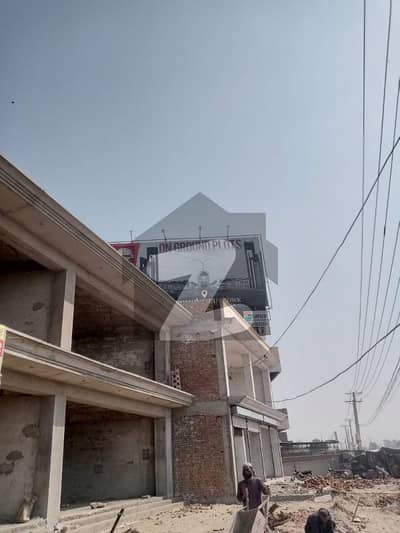 ناردرن بائی پاس ملتان میں 5 مرلہ عمارت 5.0 لاکھ میں کرایہ پر دستیاب ہے۔