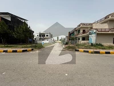 10 Marla Residential Plot For Sale On B Block Boulevard Prime Location