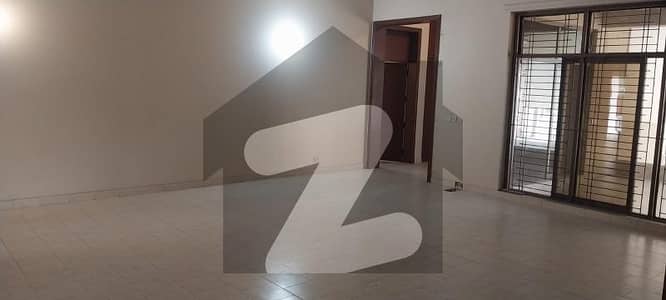 Abrar Estate Offers 2 Kanal Building For Rent For School Academy Collage Office Main Boulevard Near Shaukat Khanum And Wapda Town