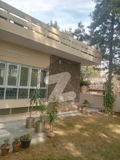 10 Marla Spacious Family House Available In F-6/2 Islamabad . 10 Marla Spacious Family House Available In F-6/2 Islamabad .
