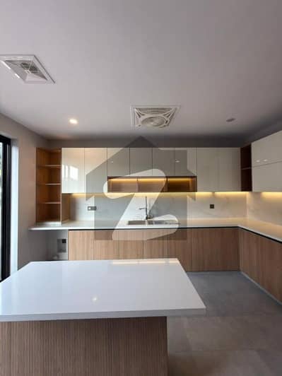 1 Kanal Full House for Sale DHA Phase 8 (Ex Air Avenue), Lahore