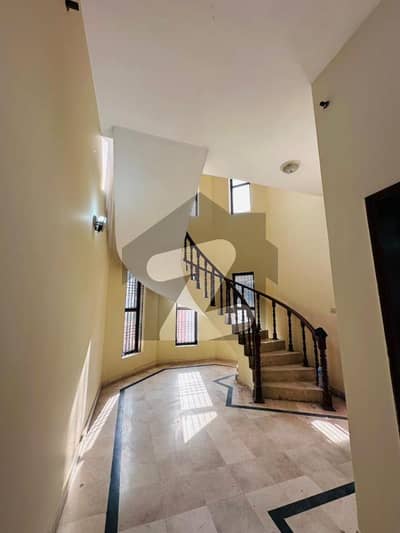 ڈی ایچ اے فیز 1 ڈیفنس (ڈی ایچ اے),لاہور میں 5 کمروں کا 1 کنال مکان 2.0 لاکھ میں کرایہ پر دستیاب ہے۔