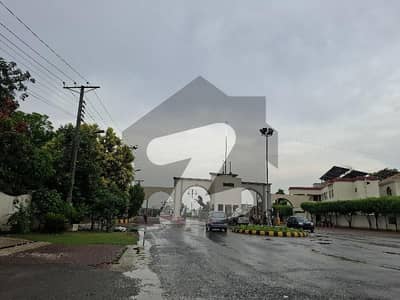 5 MARLA HOUSE AVAILABLE FOR SALE