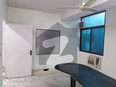 08 MARLA OFFICE 2ND FLOOR EXCELLENT LOCATION 08 MARLA OFFICE 2ND FLOOR EXCELLENT LOCATION