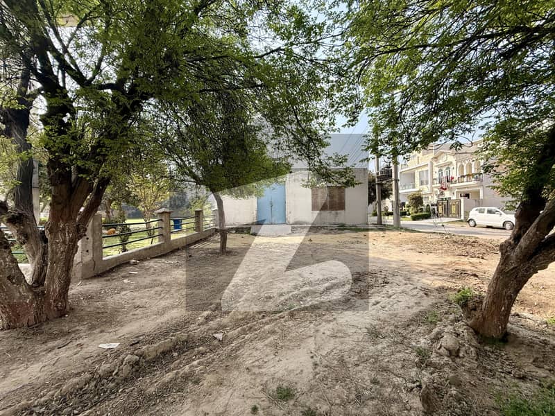 2.25 MARLA CORNER PLOT 60ft ROAD ADJACENT TO PARK FOR SALE IN CANAL GARDEN LAHORE 2.25 MARLA CORNER PLOT 60ft ROAD ADJACENT TO PARK FOR SALE IN CANAL GARDEN LAHORE