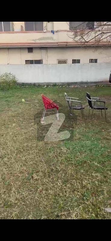 چکلالہ سکیم 3 چکلالہ سکیم,راولپنڈی میں 10 مرلہ رہائشی پلاٹ 2.2 کروڑ میں برائے فروخت۔