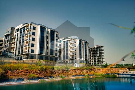 Studio Apartment in Eighteen available for sale