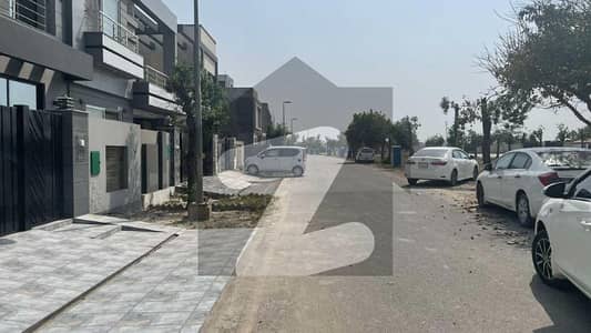 NEAR TO 150-FT ROAD PLOT NO 966 FOR SALE IN OLC-D BLOCK NEAR TO 150-FT ROAD PLOT NO 966 FOR SALE IN OLC-D BLOCK