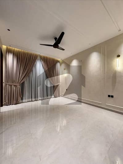 ایڈن سٹی ایڈن,لاہور میں 6 کمروں کا 1 کنال مکان 6.0 کروڑ میں برائے فروخت۔