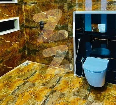 ڈریم گارڈنز ڈیفینس روڈ,لاہور میں 1 کمرے کا 5 مرلہ زیریں پورشن 40.0 ہزار میں کرایہ پر دستیاب ہے۔ ڈریم گارڈنز ڈیفینس روڈ,لاہور میں 1 کمرے کا 5 مرلہ زیریں پورشن 40.0 ہزار میں کرایہ پر دستیاب ہے۔