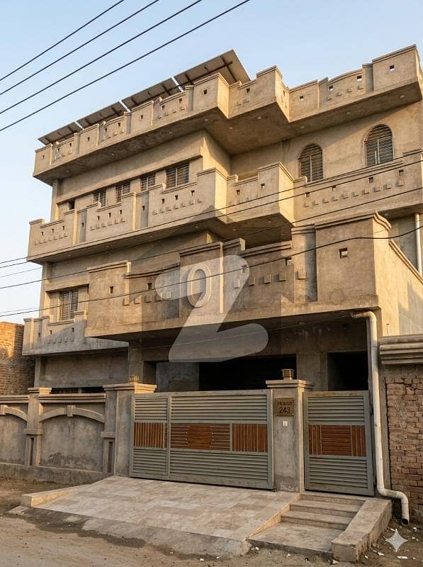 14 Marla, Beautiful Brand New House 14 Marla, Beautiful Brand New House