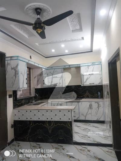 چکلالہ سکیم 3 چکلالہ سکیم,راولپنڈی میں 5 کمروں کا 5 مرلہ مکان 2.3 کروڑ میں برائے فروخت۔