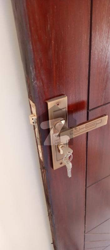 علامہ اقبال ٹاؤن ۔ آصف بلاک علامہ اقبال ٹاؤن,لاہور میں 4 کمروں کا 4 مرلہ مکان 1.0 لاکھ میں کرایہ پر دستیاب ہے۔