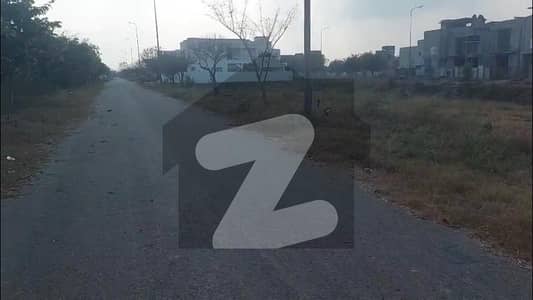 DHA PHASE 8 BLOCK S PLOT NO 1047 FOR SALE 2 SIDE OPEN NO DB NO POLE FACING GREEN BELT