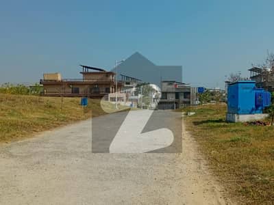 DOUBLE ROAD BACK 1 KANAL PLOT FOR SALE IN MULTI GARDEN B-17 ISLAMABAD