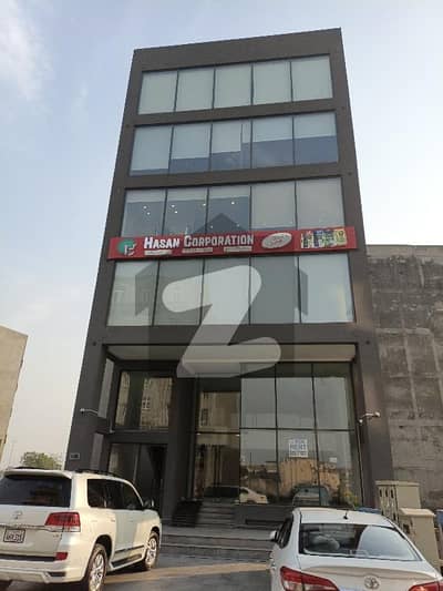 کمرشل براڈوے بلاک اے ڈی ایچ اے فیز 8 - کمرشل براڈوے,ڈی ایچ اے فیز 8,ڈیفنس (ڈی ایچ اے),لاہور میں 6 مرلہ دفتر 75.0 ہزار میں کرایہ پر دستیاب ہے۔