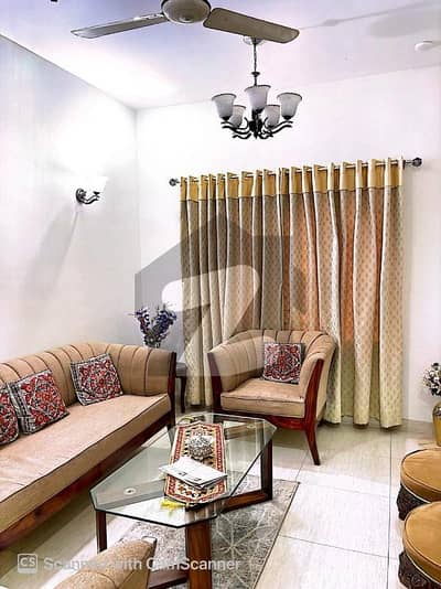 ڈی ایچ اے فیز 7 ایکسٹینشن ڈی ایچ اے ڈیفینس,کراچی میں 4 کمروں کا 4 مرلہ مکان 4.7 کروڑ میں برائے فروخت۔