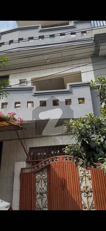 سیٹیلائیٹ ٹاؤن - بلاک بی سیٹیلائیٹ ٹاؤن,راولپنڈی میں 4 کمروں کا 4 مرلہ مکان 4.5 کروڑ میں برائے فروخت۔