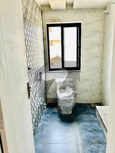 پنجاب یونیورسٹی سوسائٹی فیز 2 پنجاب یونیورسٹی ایمپلائیز سوسائٹی,لاہور میں 6 کمروں کا 7 مرلہ مکان 2.65 کروڑ میں برائے فروخت۔