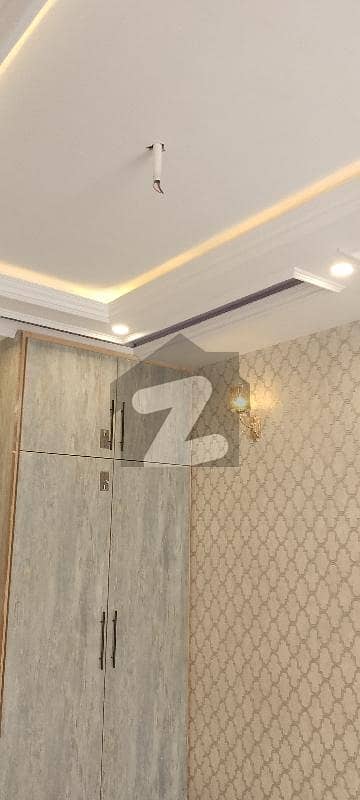 الحمد کالونی (اے آئی ٹی) لاہور میں 2 کمروں کا 4 مرلہ بالائی پورشن 32.0 ہزار میں کرایہ پر دستیاب ہے۔