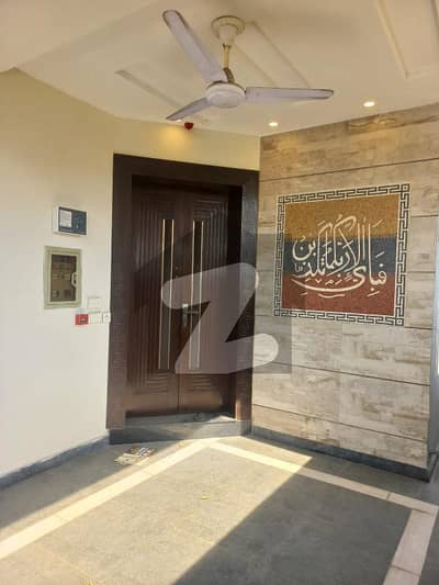Prime Location 5 Marla 3 Bed House Available For Rent In DHA 9 Town