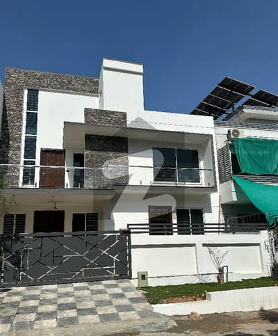 35x70 10 Marla Brand new House for Sale G-13