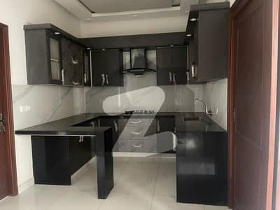 ڈی ایچ اے فیز 7 ایکسٹینشن ڈی ایچ اے ڈیفینس,کراچی میں 2 کمروں کا 4 مرلہ فلیٹ 85.0 ہزار میں کرایہ پر دستیاب ہے۔