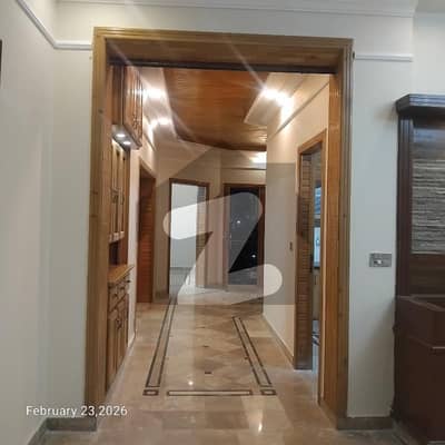 جی ۔ 13 اسلام آباد میں 3 کمروں کا 14 مرلہ زیریں پورشن 1.35 لاکھ میں کرایہ پر دستیاب ہے۔