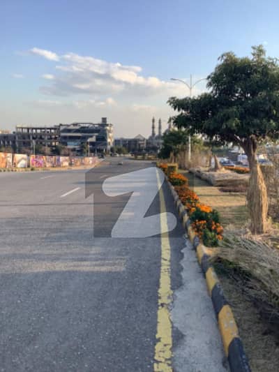 گلبرگ ریزیڈنشیا - بلاک وی گلبرگ ریزیڈنشیا,گلبرگ,اسلام آباد میں 10 مرلہ رہائشی پلاٹ 1.1 کروڑ میں برائے فروخت۔