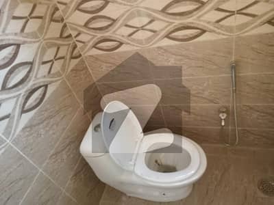 10 MARLA NEAT N CLEAN PORTION FOR RENT