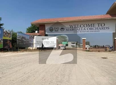 مارگلہ آرچرڈ اسلام آباد میں 8 مرلہ رہائشی پلاٹ 1.49 کروڑ میں برائے فروخت۔