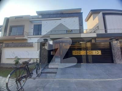 Stunning And Affordable Prime Location House Available For Sale In Central Park - Block F