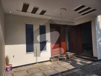 10 Marla Luxury House For Sale In B Block, B-17 Multi Gardens