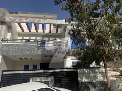 بی ۔ 17 اسلام آباد میں 6 کمروں کا 10 مرلہ مکان 4.7 کروڑ میں برائے فروخت۔