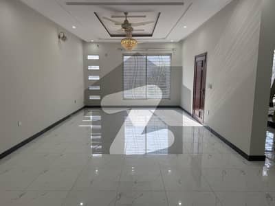 10 Marla House At B Block, B17 Islamabad For Sale 10 Marla House At B Block, B17 Islamabad For Sale